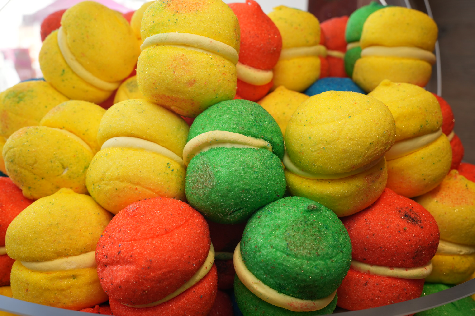 Giant Mallow Macaroons